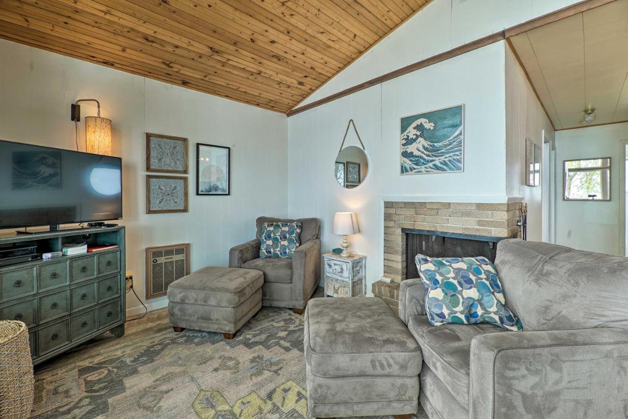 Lakefront Cottage Near Wineries And State Parks! Mears Eksteriør billede